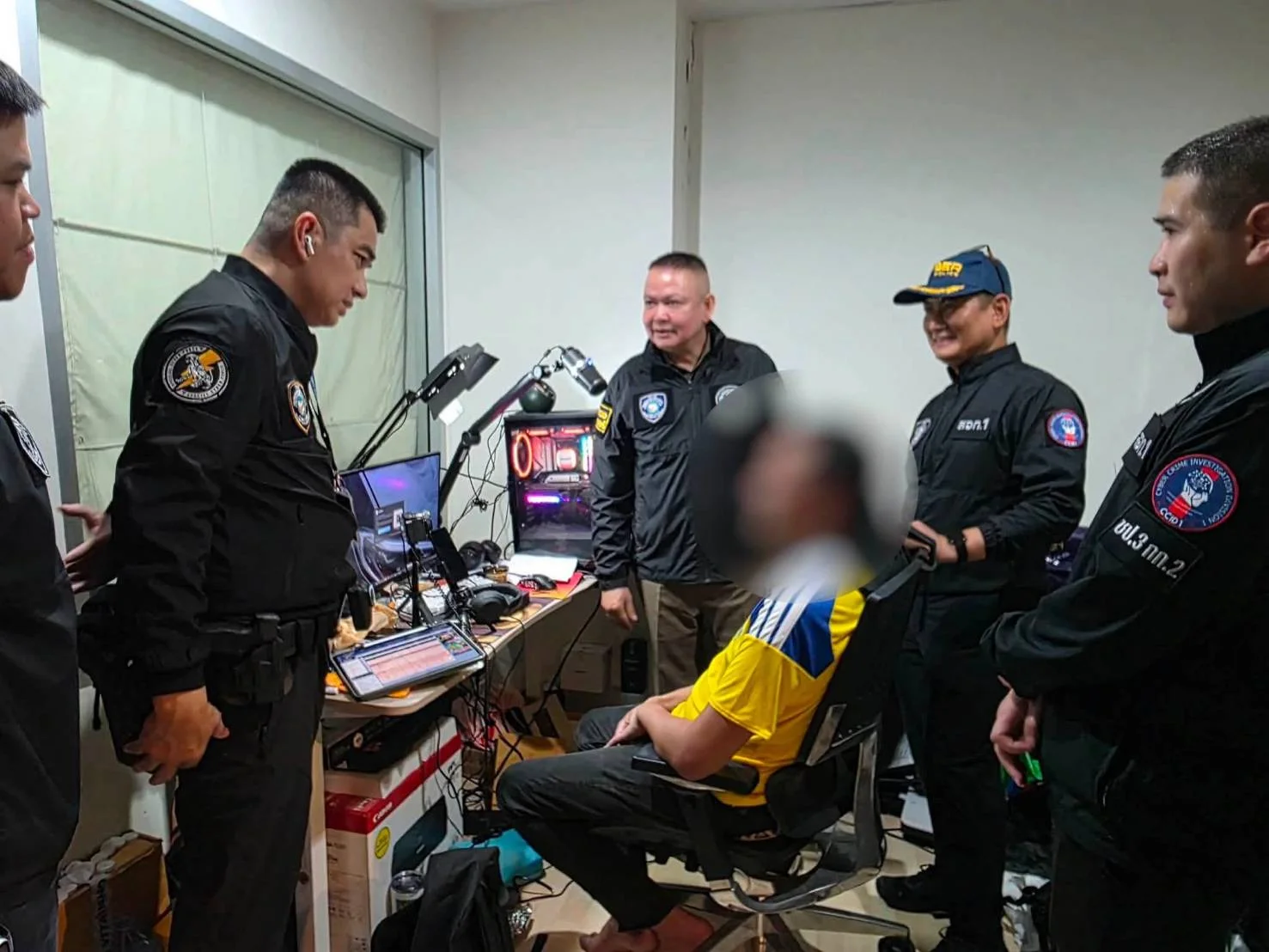 จับนักพากย์ฟุตบอลดังข้อหาชักชวนเล่นเว็ปพนัน