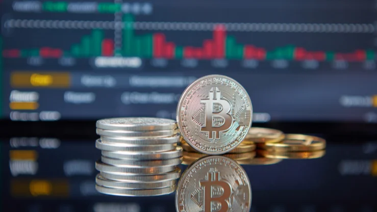 Bitcoin ผันผวนหนัก จับตาทิศทางตลาดโลก