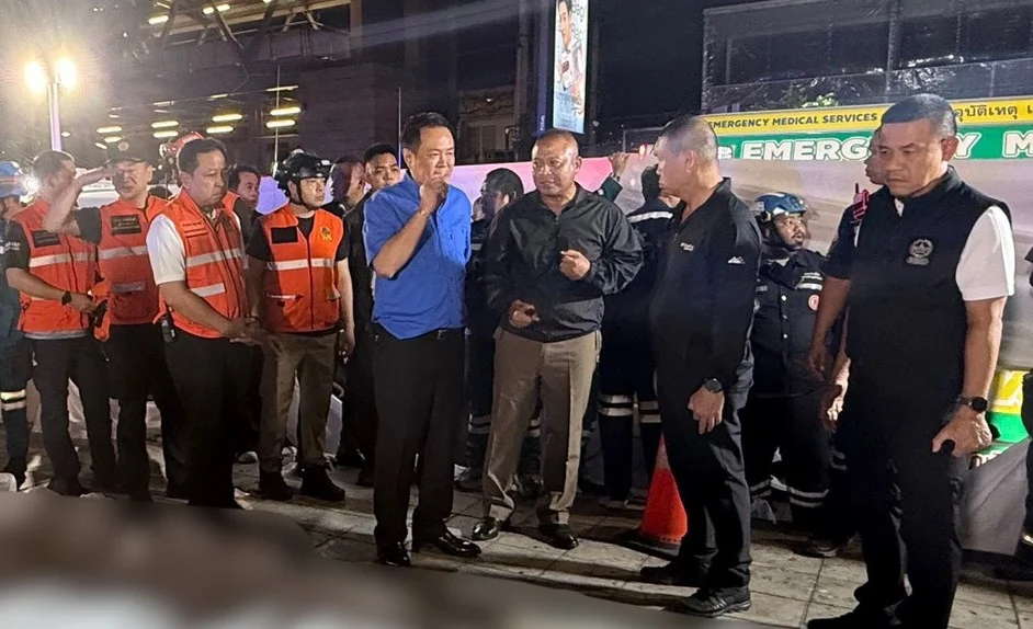 นายกฯ อนุทิน ยันรัฐดูแลค่ารักษาเหยื่อไฟไหม้โรงเบียร์ลาดพร้าวเต็มที่