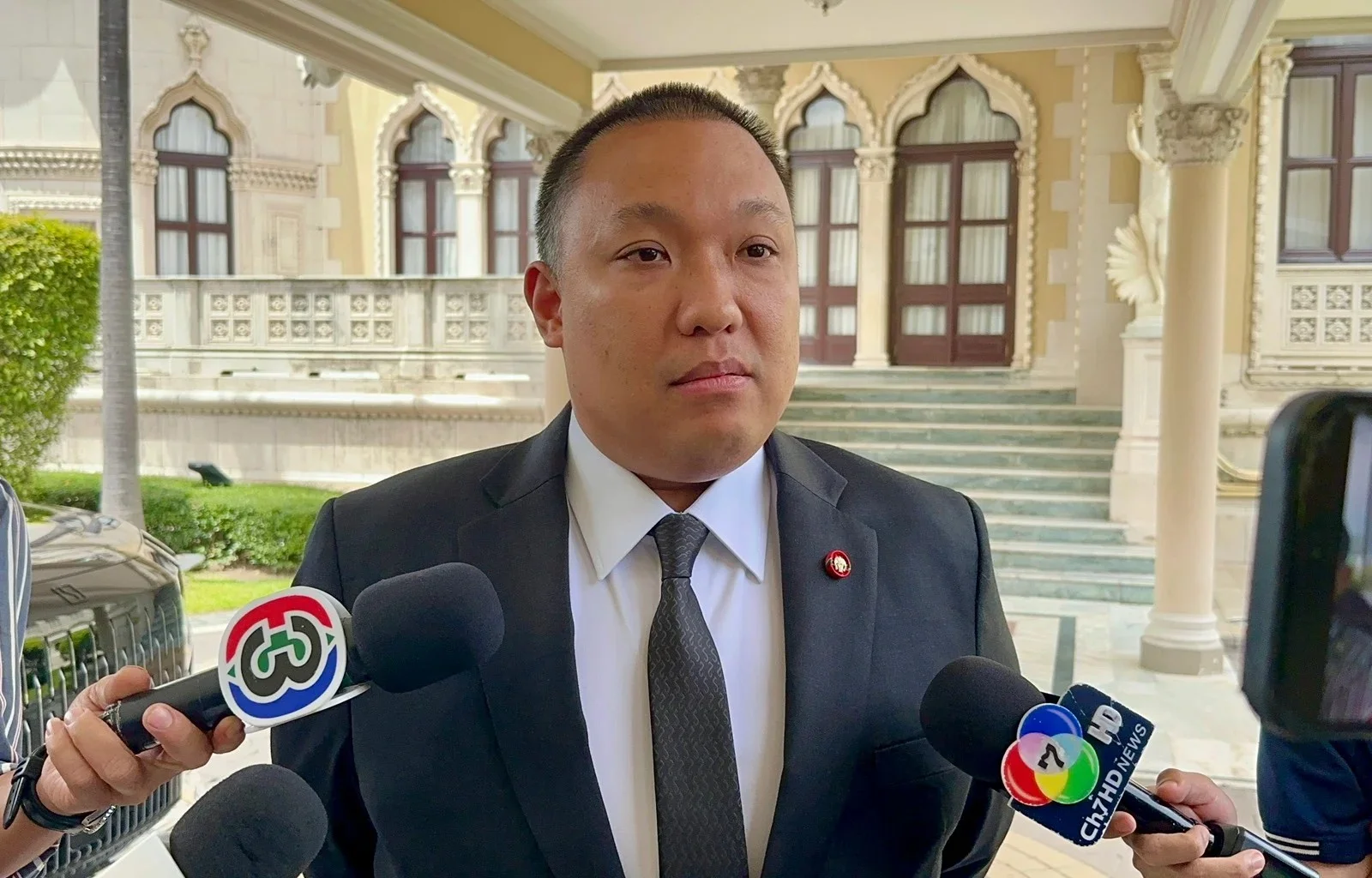 กพช. ไฟเขียว! หัก "ค่าไฟสาธารณะ" พ้นบิลประชาชน เล็งดึงทุนดาต้าเซ็นเตอร์อุดแทน