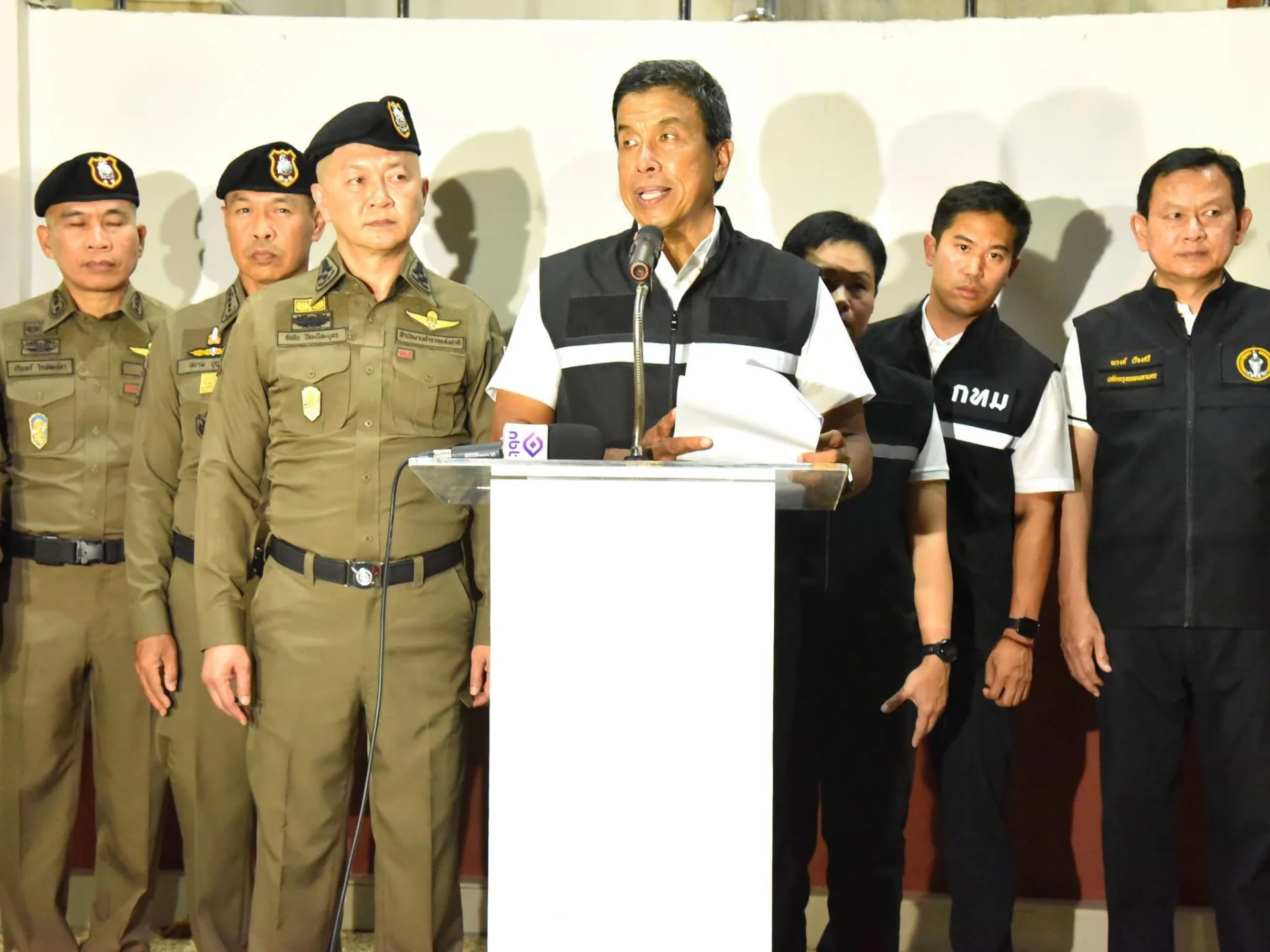 กทม.–ตำรวจ ตรวจจริง ปิดจริง พบไม่ปลอดภัยสั่งหยุดทันที