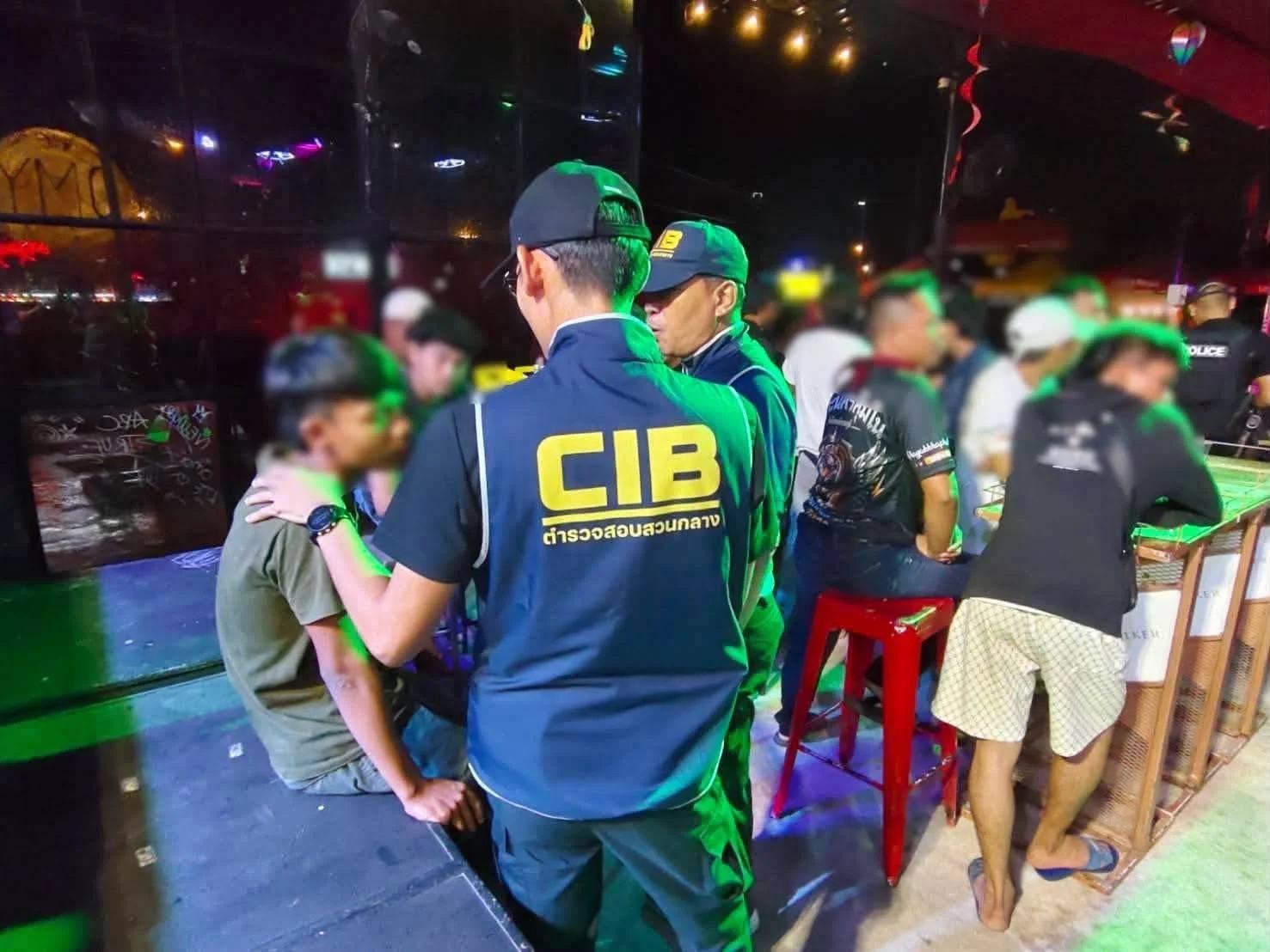 จับผับเถื่อนพยัคฆภูมิฯปล่อยเยาวชนต่ำ20ใช้บริการ