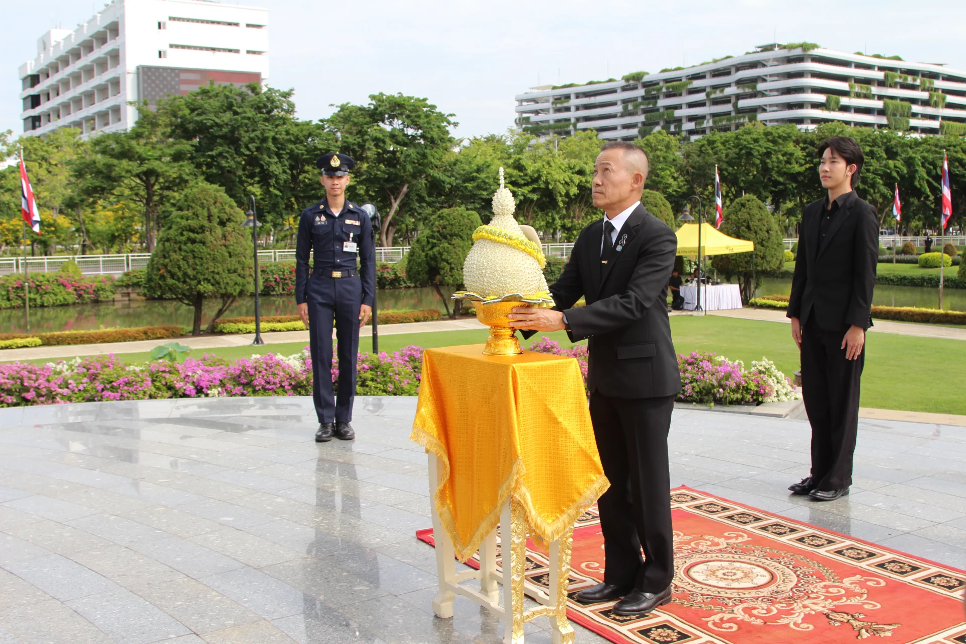 ททบ. ร่วมพิธีวางพานพุ่มเนื่องใน "วันสื่อสารแห่งชาติ" ประจำปี 2569