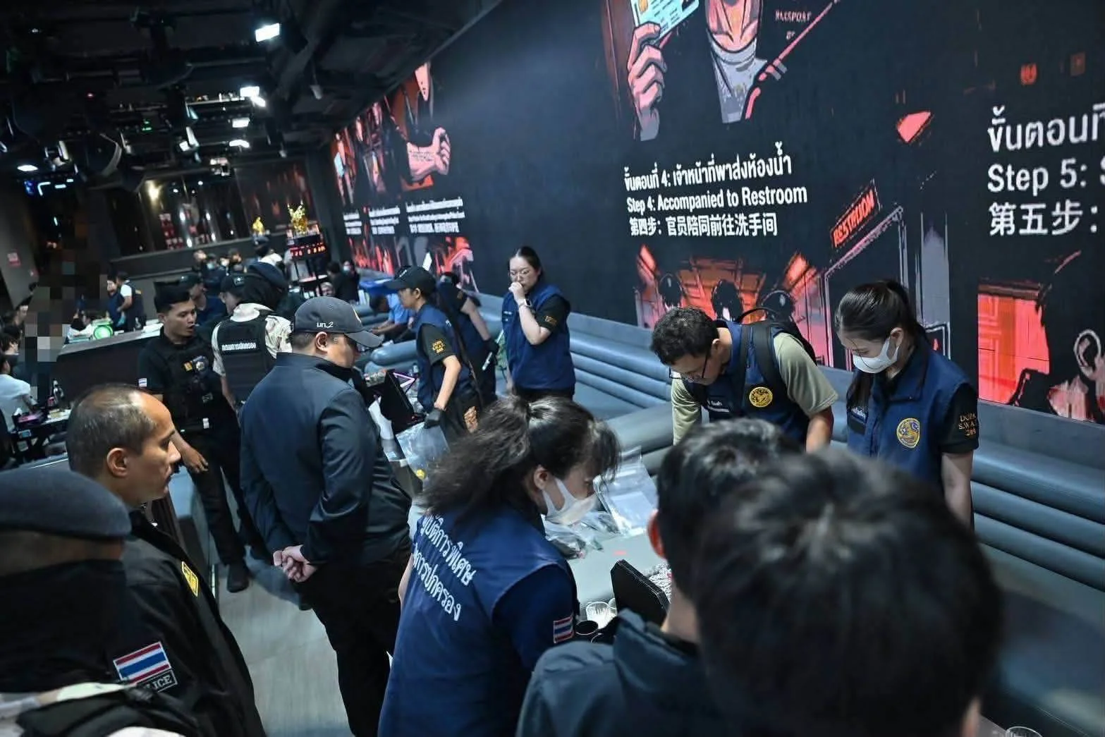 เด้ง 5 เสือห้วยขวาง เข้ากรุเซ่นปกครองลุยจับผับจีน577