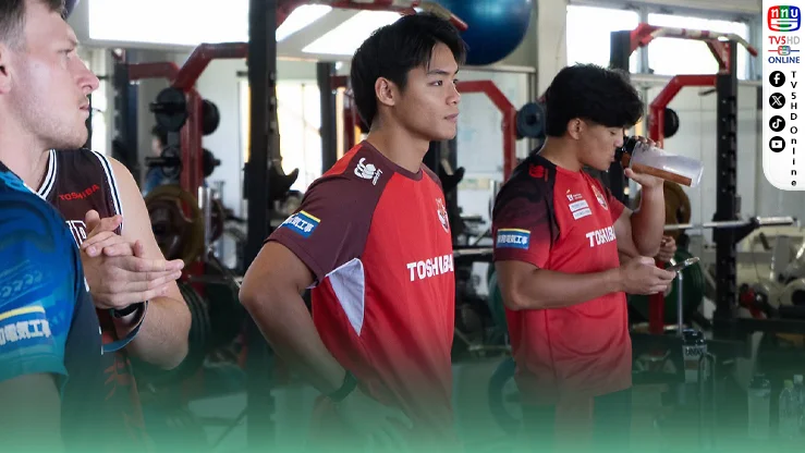 “พชร” หนึ่งเดียวเอเชีย! โตชิบา เบรฟ ลูปัส ดึงดาวรุ่งรักบี้ไทยร่วมฝึก