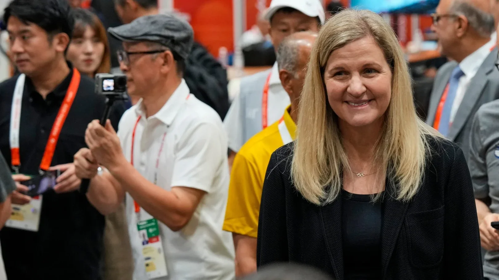 ประธาน IOC ตรวจเอง ชมที่พักเอเชียนเกมส์  ดีเกินคาด