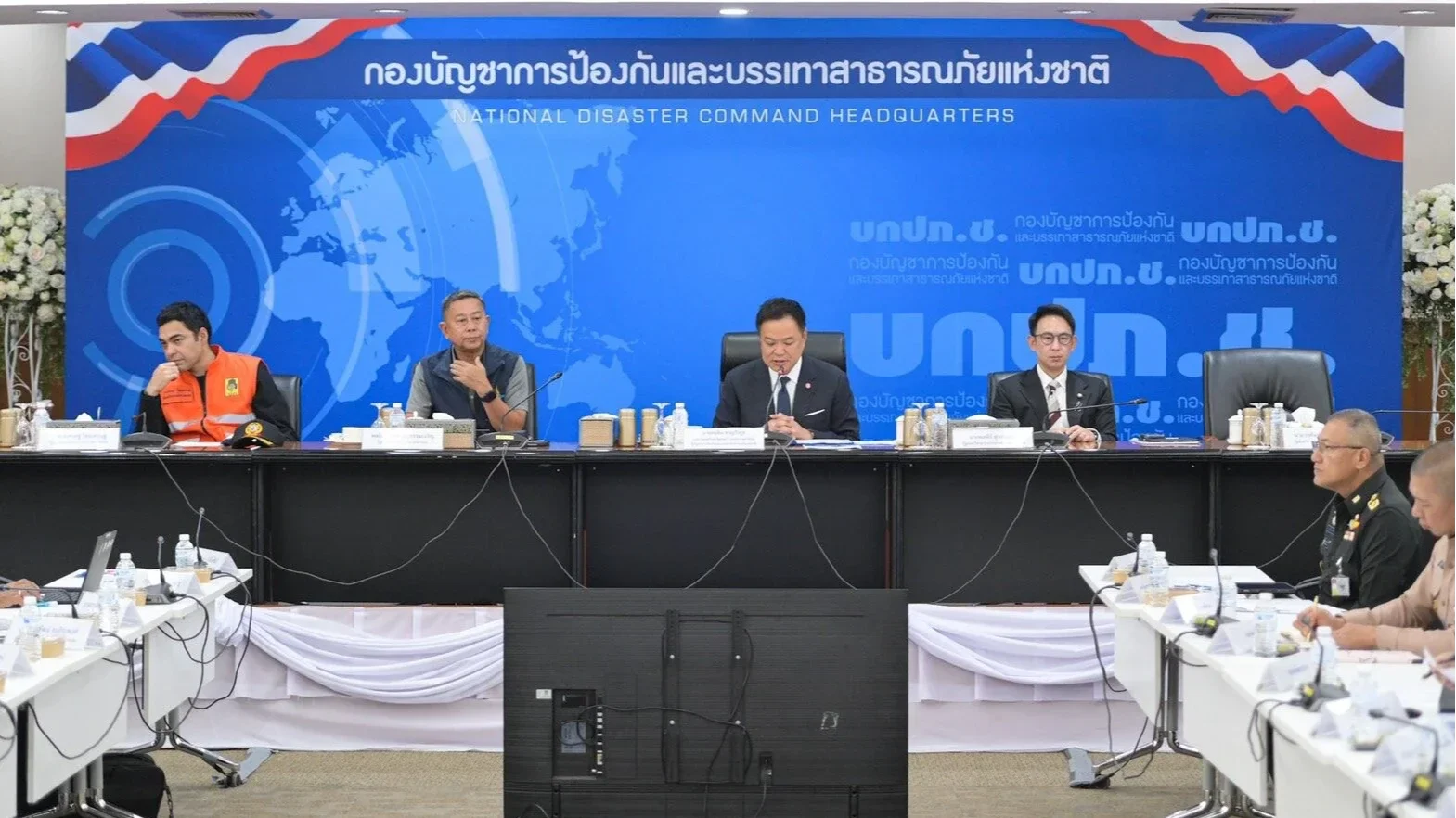 "อนุทิน" สั่งเคลียร์ขยะน้ำท่วมด่วน ป้องกันโรคร้าย-มลพิษหลังน้ำลด