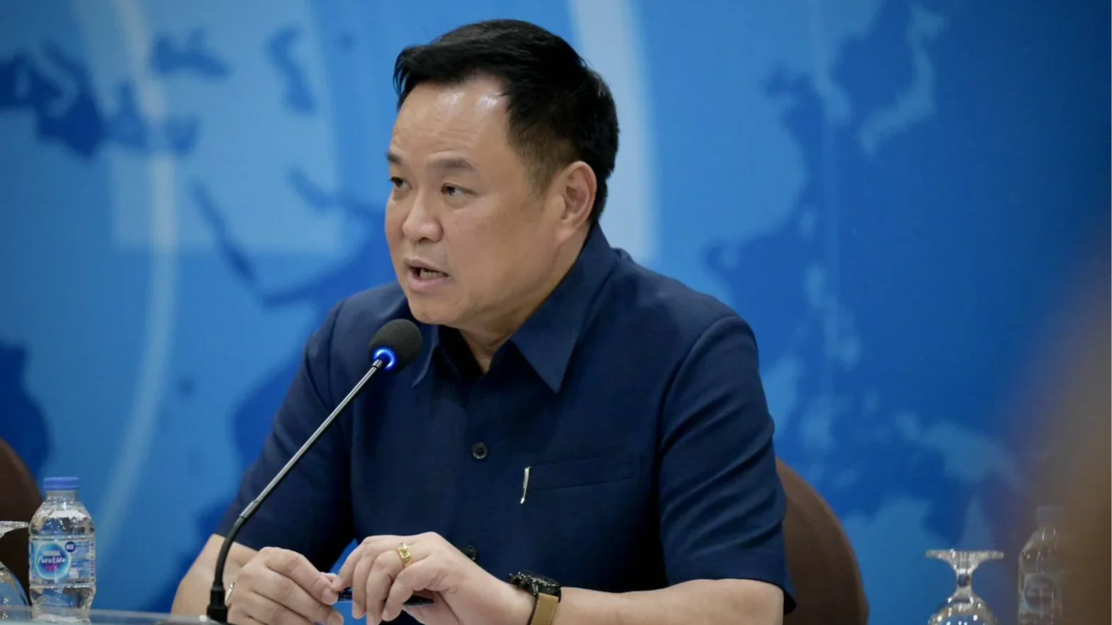 “อนุทิน” ลงพื้นที่ปัตตานี ประชุมผู้ว่าฯ 14 จังหวัดใต้ เร่งเตรียมรับมือฝนหนัก ย้ำ ห้ามละเลยประชาชน