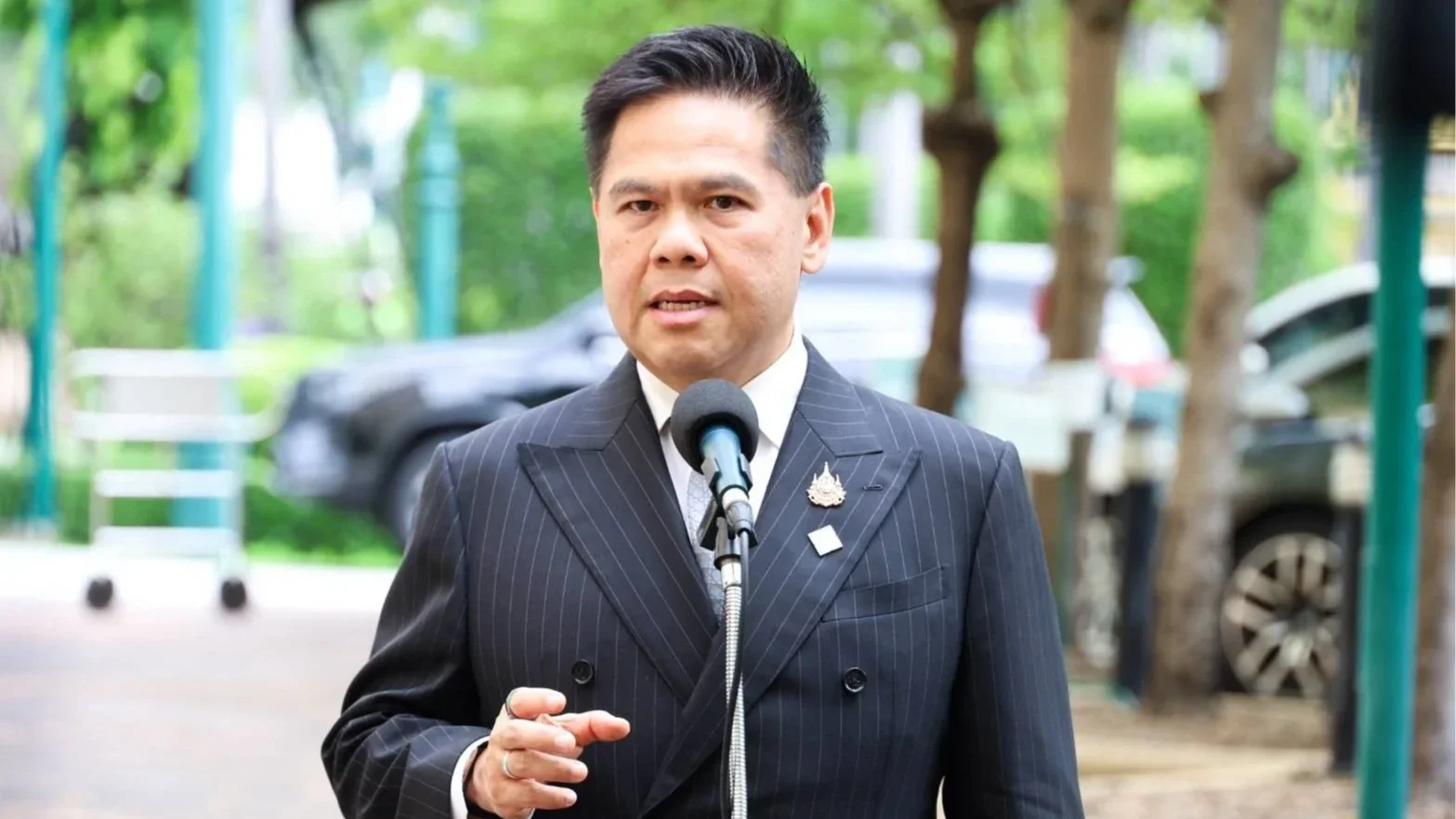 “วราวุธ” เร่งอัดทุนกู้ธุรกิจน้ำท่วม!