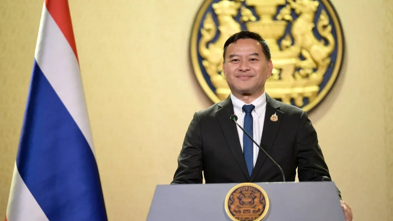 'เอกภพ' โต้ข่าวปลอม IMF ตำหนิไทย ยันจงใจดิสเครดิตรัฐบาล
