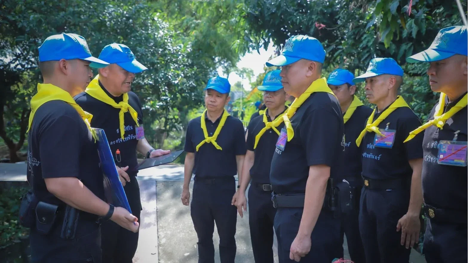 ทหาร–กทม.–จิตอาสา กำจัดผักตบชวา เปิดทางน้ำสู่บึงหนองบอน