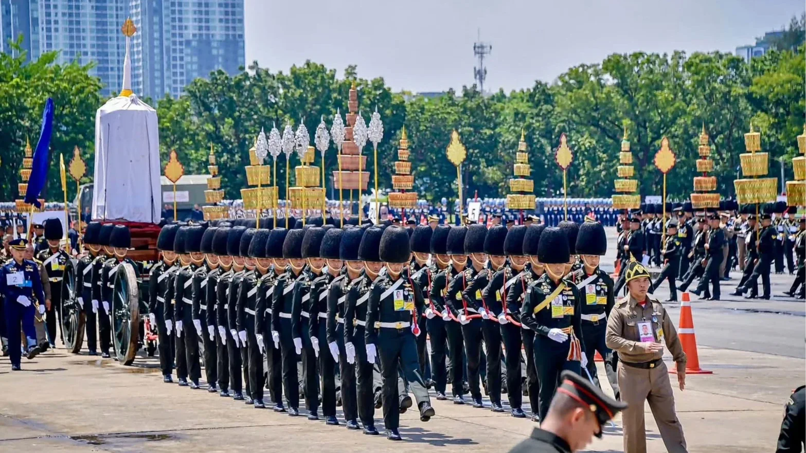 ซักซ้อมขบวนพระบรมราชอิสริยยศ พร้อมเพรียง สมพระเกียรติ
