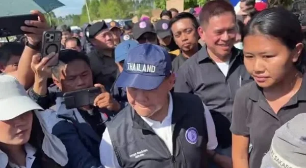 ชาวปราจีนฯ จี้รัฐจัดการโรงงานขยะ หวั่นน้ำเสียปนเปื้อนชุมชน “วราวุธ” ลงพื้นที่รับข้อร้องเรียน
