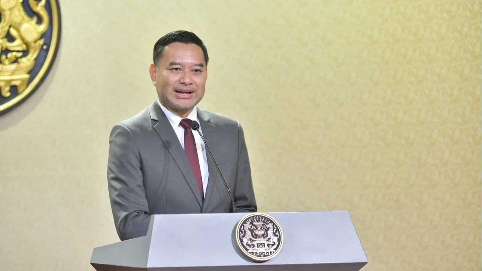 ครม.รับข้อสั่งการนายกฯ ลุยตรวจตู้สินค้าสกัดขยะพิษ