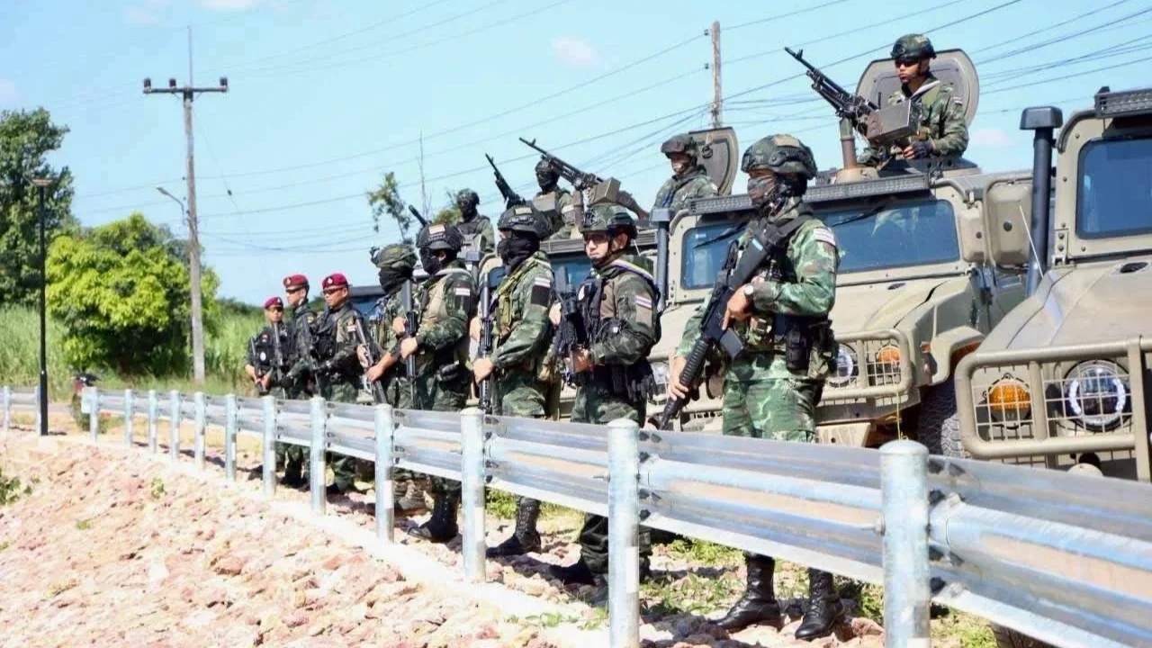 ทหาร–ตชด. ลาดตระเวนเข้มชายแดนแม่สอด หลังพบกระสุนปริศนาตกในชุมชน