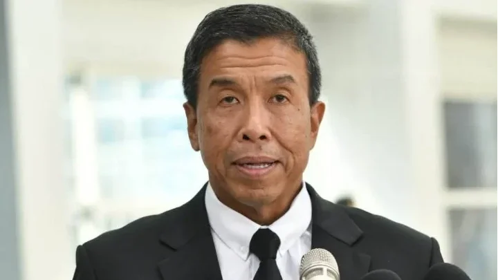 ผู้ว่าฯ ชัชชาติ ย้ำ กทม. ไร้ขัดแย้งรัฐฐาล ผนึกกำลังปภ.  เร่งจัดงบเยียวยาช่วยผู้ประสบภัย