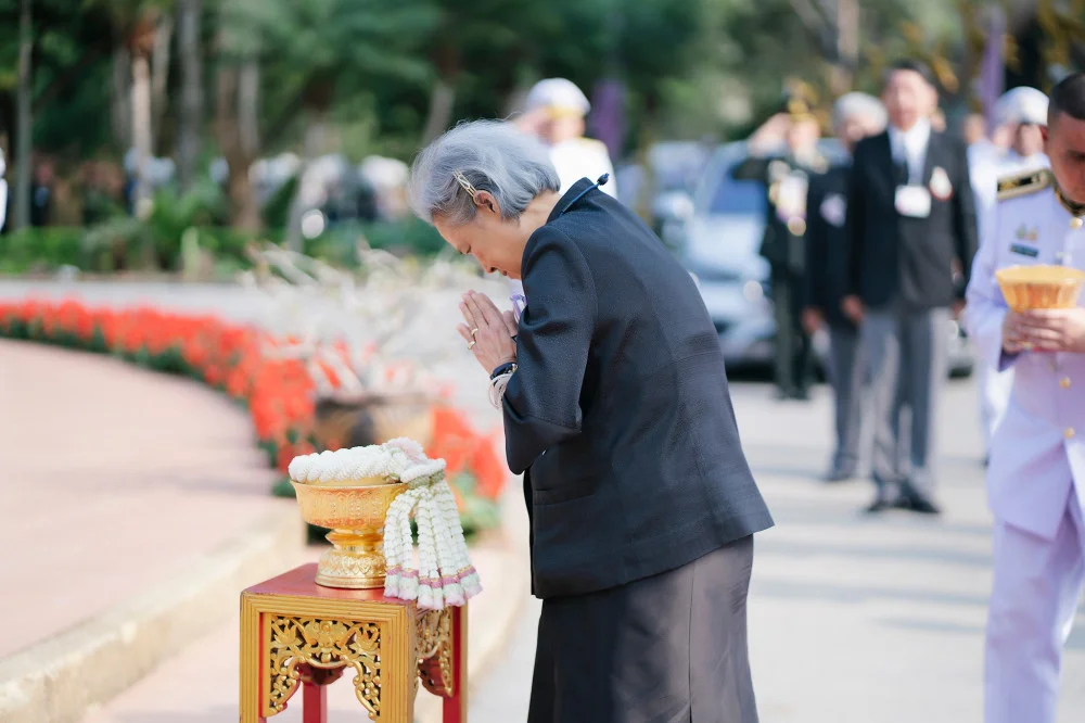 สมเด็จพระกนิษฐาธิราชเจ้า ฯ สยามบรมราชกุมารี เสด็จฯ ทรงเปิดพระอนุสาวรีย์ "สมเด็จพระเจ้าบรมวงศ์เธอ เจ้าฟ้ากัลยาณิวัฒนา" ณ สวนสมเด็จพระศรีนครินทร์ เชียงราย
