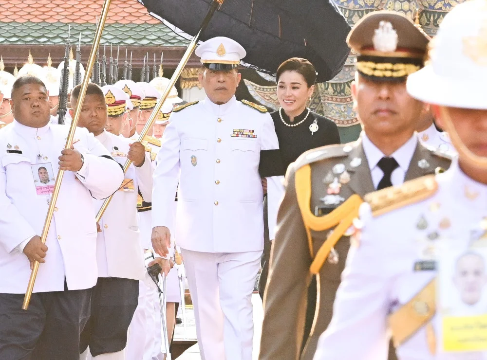 ในหลวง-พระราชินี ทรงบําเพ็ญพระราชกุศลวันมาฆบูชา
