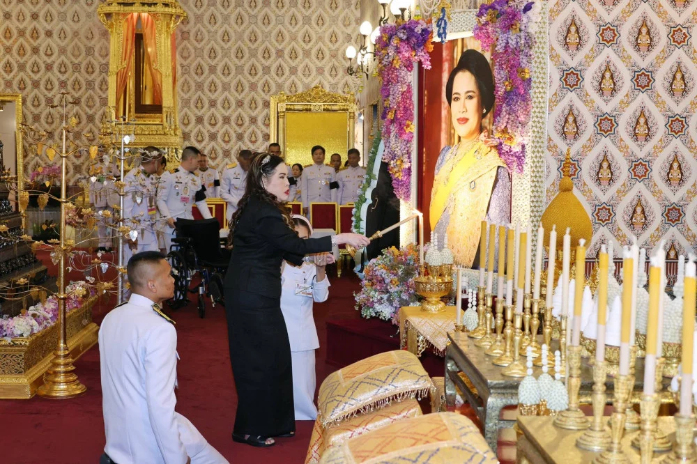 วันพฤหัสบดีที่ ๒๖ กุมภาพันธ์ ๒๕๖๙  เจ้าฟ้าจุฬาภรณวลัยลักษณ์  เสด็จไปในการบําเพ็ญพระราชกุศลถวายพระบรมศพ พระบรมราชชนนีพันปีหลวง ณ พระที่นั่งดุสิตมหาปราสาท
