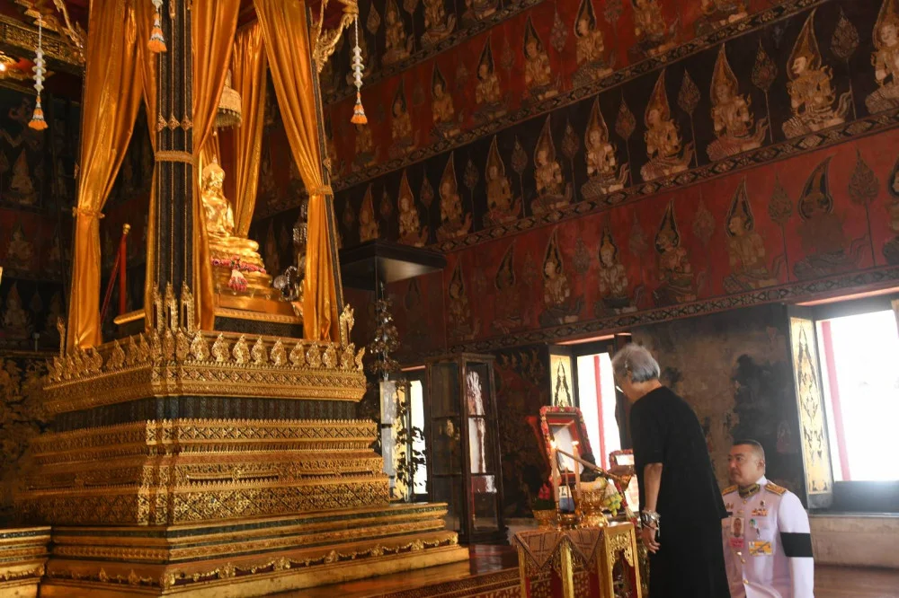 วันที่ ๒ กุมภาพันธ์ ๒๕๖๙ กรมสมเด็จพระเทพรัตนราชสุดา ฯ เสด็จพระราชดําเนินไปทรงประกอบพิธีสมโภชและทรงสวมพระรัศมีทองคําประดับเพชรถวายพระพุทธสิหิงค์ ณ พระที่นั่งพุทธไธสวรรย์