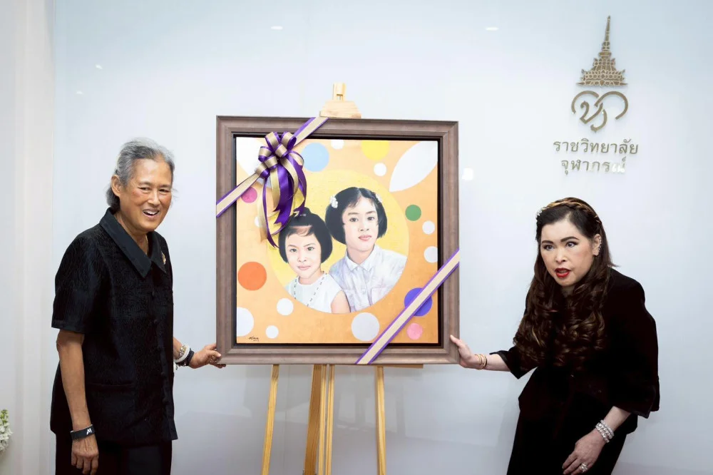 ในพิธีเปิด พระบรมราชานุสาวรีย์ฯ-และพระราชานุสาวรีย์ฯ เมื่อวันที่ ๒๐ พฤศจิกายน ๒๕๖๘