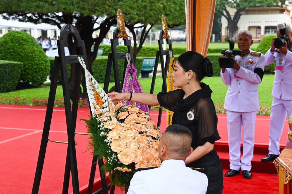 เจ้าฟ้าสิริวัณณวรี เสด็จพระราชดําเนินแทนพระองค์ ทรงบําเพ็ญพระราชกุศลอุทิศถวาย พระบาทสมเด็จพระมงกุฎเกล้าเจ้าอยู่หัว