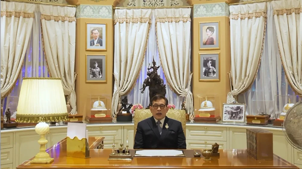 พระบาทสมเด็จพระเจ้าอยู่หัว ทรงมีพระราชดำรัสพระราชทานแก่ประชาชนชาวไทย