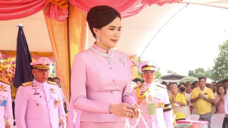 ‘ในหลวง‘ โปรดเกล้าฯให้ผู้แทนพระองค์ ไปในพิธีวางศิลาฤกษ์วิหารปฐมวนาราม