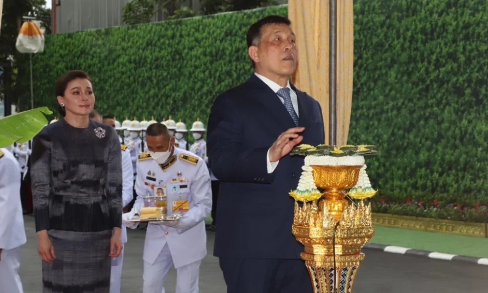 ในหลวง ทรงวางศิลาฤกษ์ และทรงเปิดอาคารที่ทำการสำนักงาน ศาลยุติธรรม