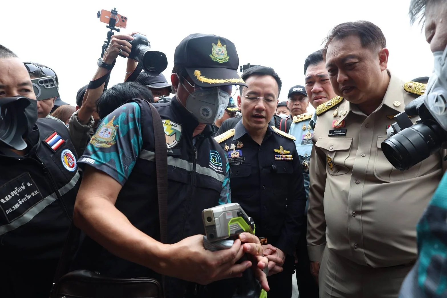 “สุชาติ” เปิดปฏิบัติการทลายขบวนการขยะข้ามชาติ!