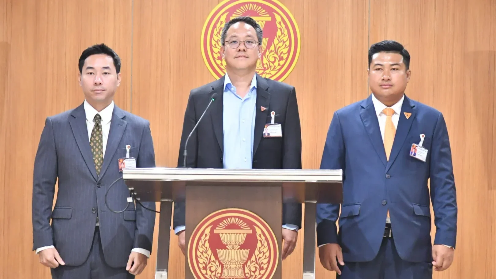 'พรรคประชาชน' ฝากถึงรัฐบาล! ยกระดับเศรษฐกิจกลางคืน