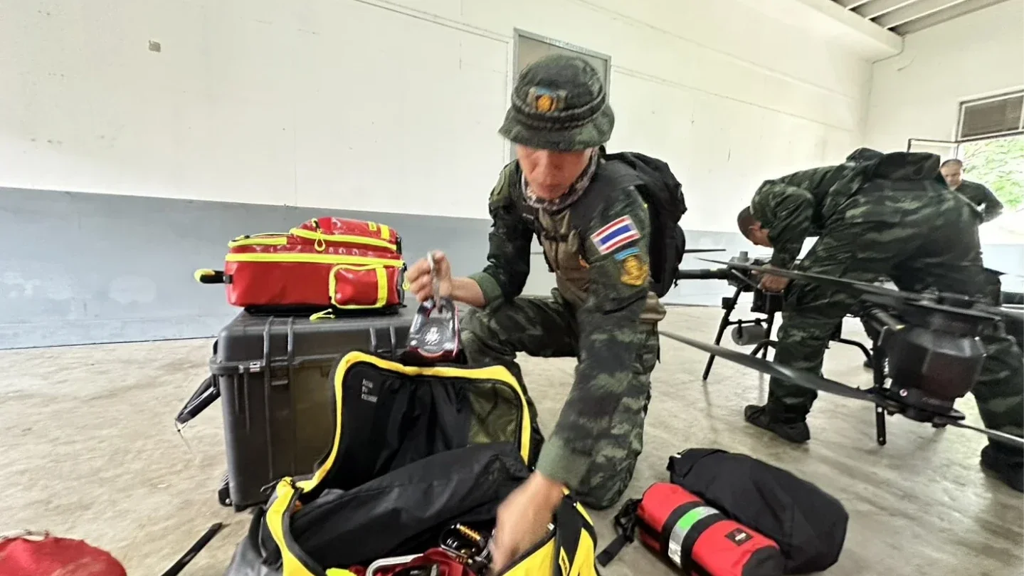🚁 ทบ.ส่งโดรนช่วยน้ำท่วมกรุงเทพฯ สำรวจพื้นที่–ลำเลียงสิ่งของ จุดเข้าถึงยาก