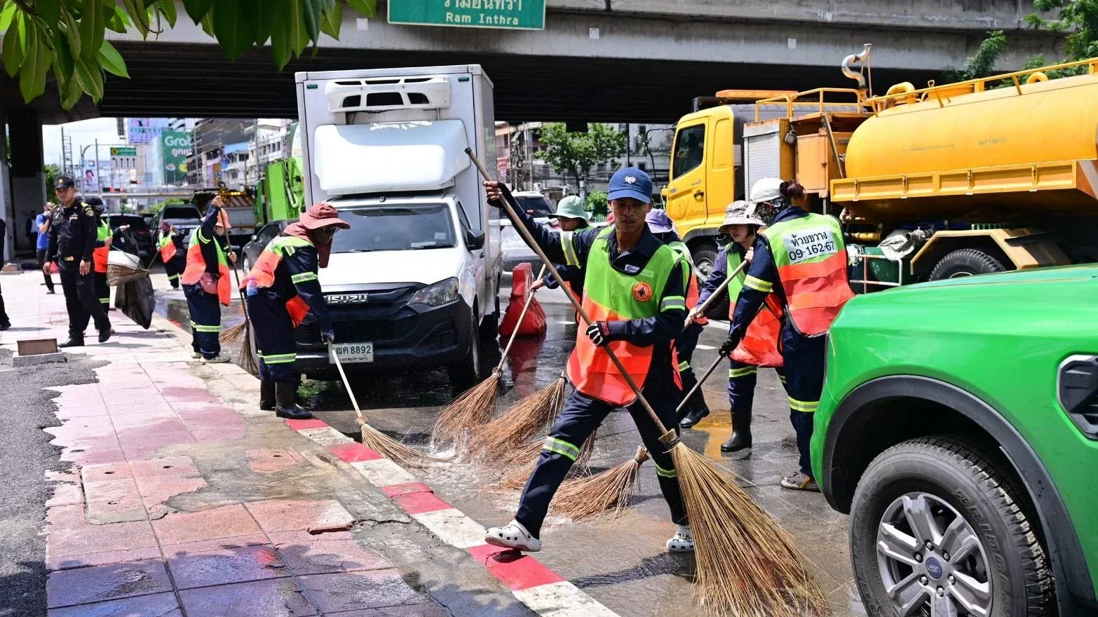 กทม. เร่ง Big Cleaning หลังน้ำลด