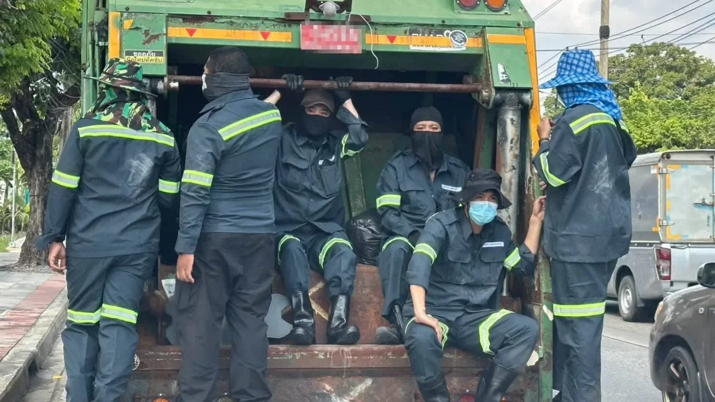 รองจ๋อ“ นำทีม“รถขยะอำพราง”ถล่มรังยาประเวศ