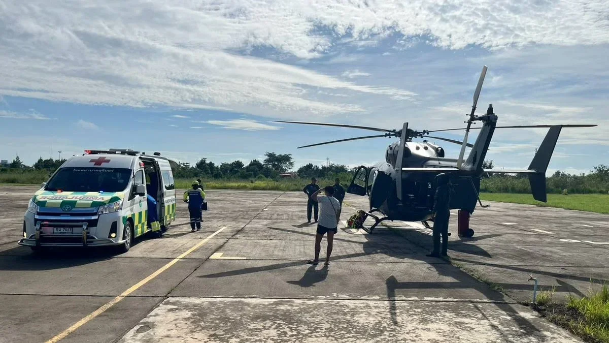 ทหาร–SKY DOCTOR ลำเลียงผู้ป่วยฉุกเฉินทางอากาศ