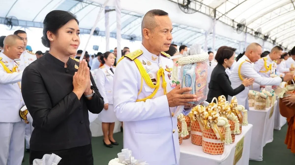 กองทัพบกร่วมพิธีถวายพระราชกุศล ณ ท้องสนามหลวง