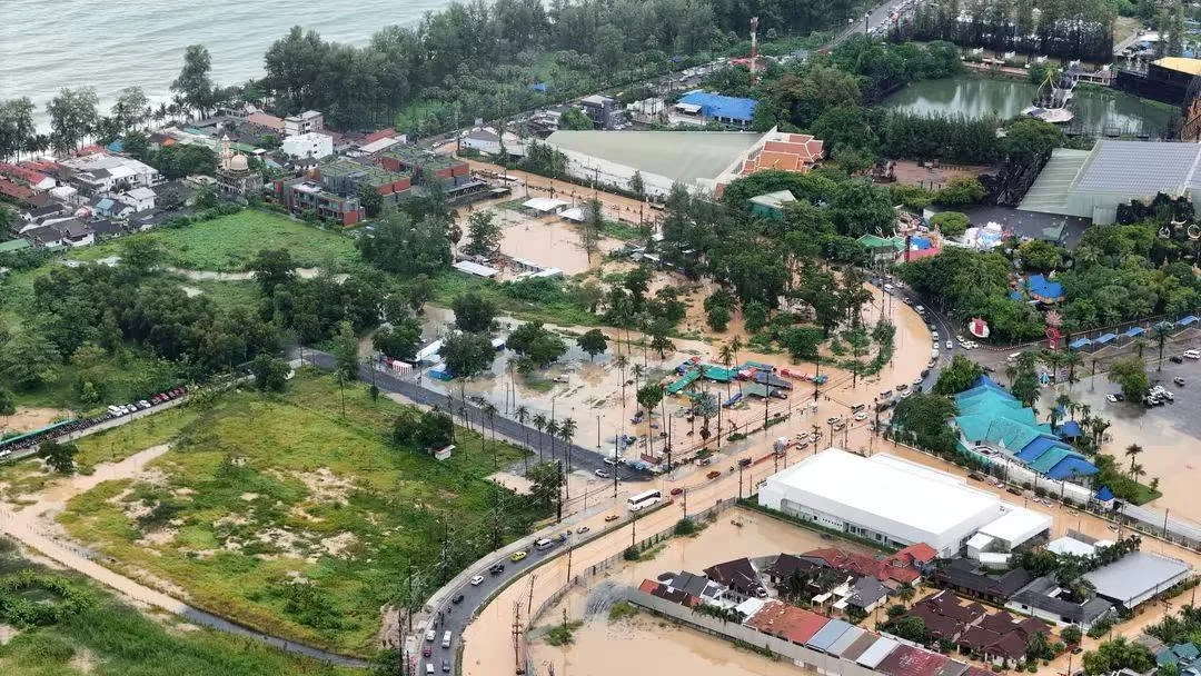 เปิดขั้นตอนเคลมประกันน้ำท่วมภูเก็ต! รัฐบาล แจ้งยื่นเสร็จโอนเข้าพร้อมเพย์ใน 15 วัน